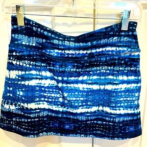 Athletic tennis/golf skirt. Size XS. Blue print
